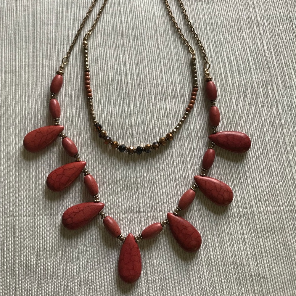RED STONE AND BRONZE NECKLACE